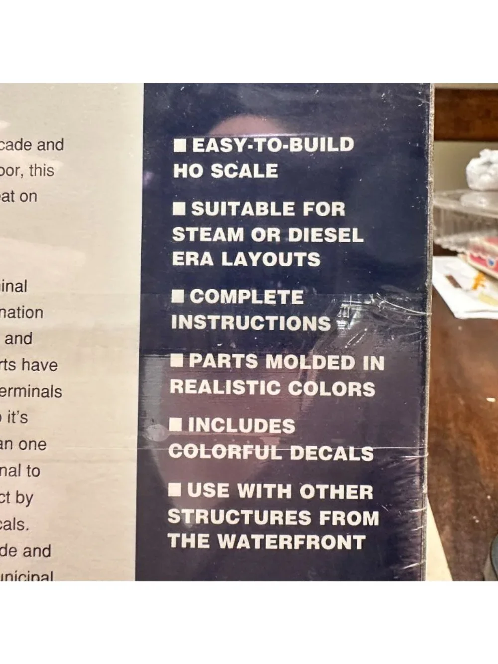 Walthers Cornerstone Municipal Pier Terminal HO Scale Model Kit The Waterfront